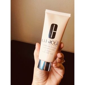 Clinique Moisture Surge Overnight Mask
